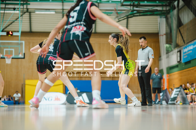 Spielszene MTV Stuttgart u16 gegen TSV Jahn München u16w