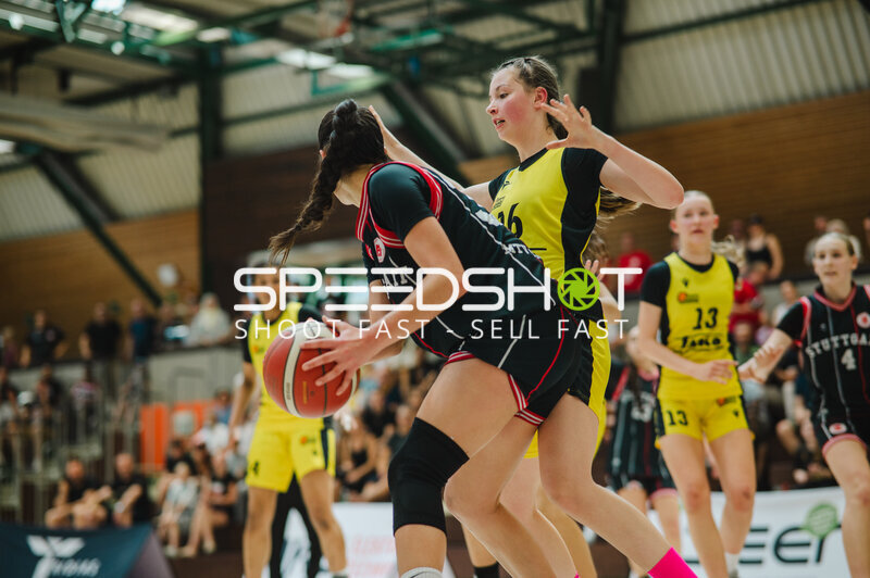 Spielszene MTV Stuttgart u16 gegen TSV Jahn München u16w