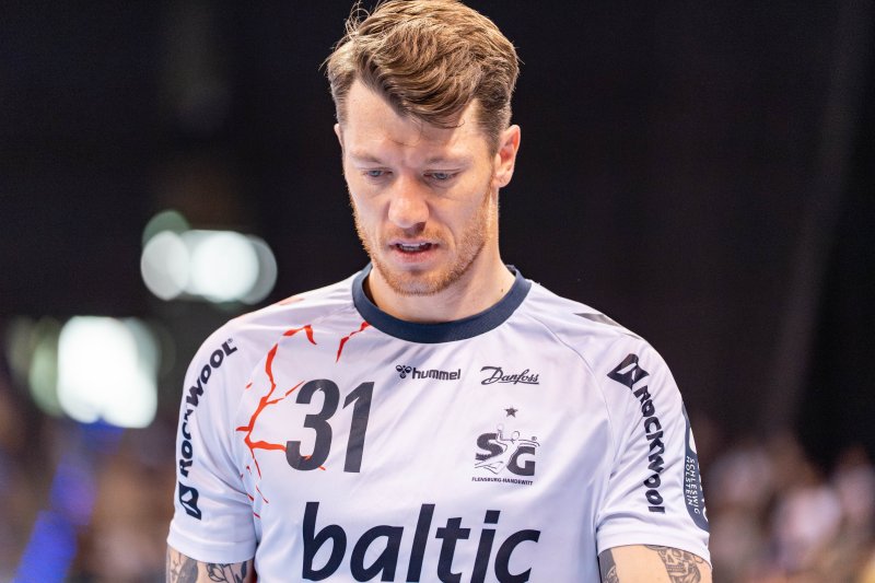 Aksel Horgen (#31; SG Flensburg Handewitt) nachdenklich