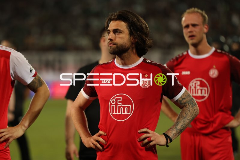 José Enrique Ríos Alonso (#23; Rot-Weiss Essen) nach Spielszene