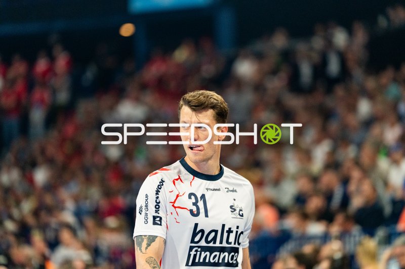 Emil Jakobsen (#31; SG Flensburg Handewitt) im Spielgeschehen