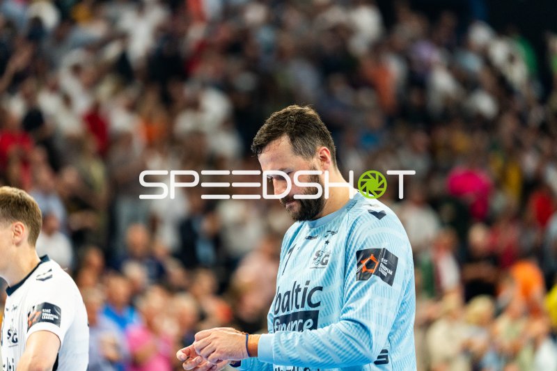 Benjamin Buric (#1; SG Flensburg Handewitt) in Konzentration