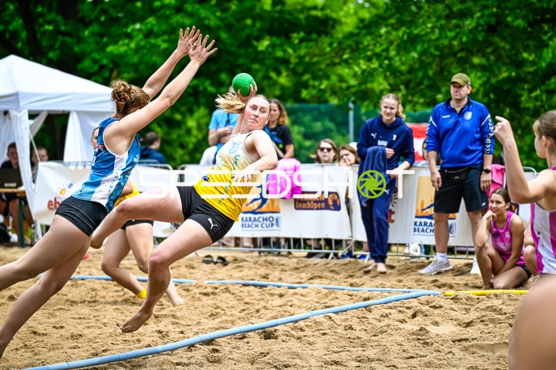 Wurfaktion beim Karacho Beach Cup – German BeachOpen