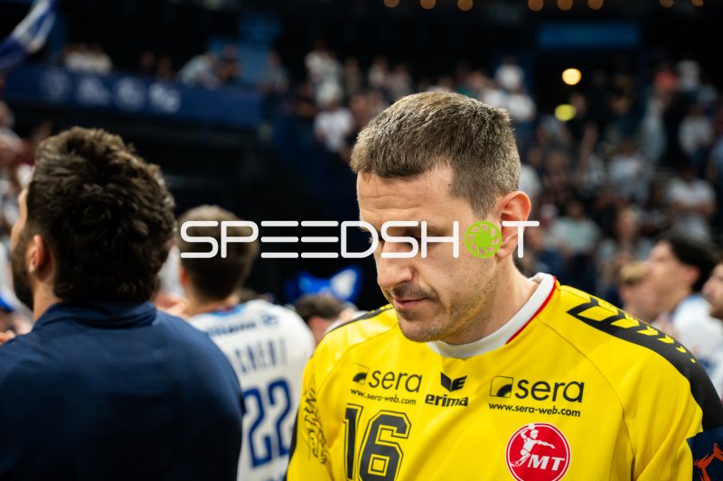 Nebojša Simić (#16) nach dem Spiel