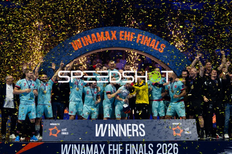MT Melsungen gewinnt die Winamax EHF Finals 2026 – Siegerehrung mit Pokal