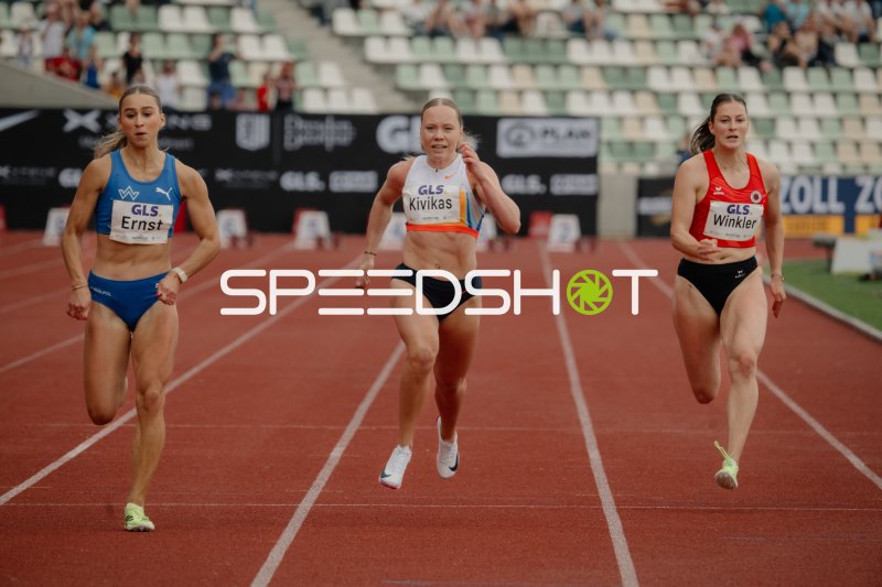 Jolina Ernst, Ann Marrii Kivikas und Pauline Winkler im 100-m-Sprint