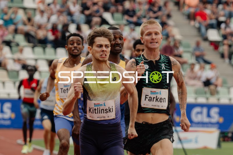 Bartosz Kitlinski (POL) und Robert Farken (GER) im 1000-m-Lauf