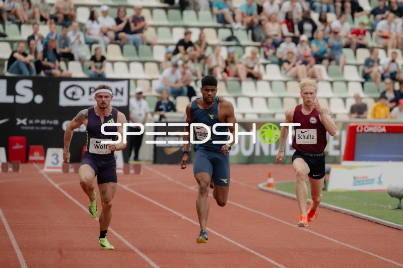 Yannick Wolf, Jenns Reynold Fernandez und Marvin Schulte im 100-m-Sprint