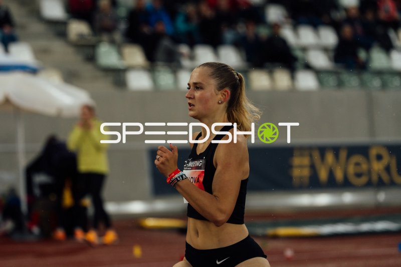 Kokšalová Mariana beim Laufwettbewerb im Heinz-Steyer-Stadion Dresden