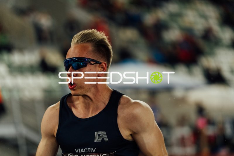 Jahn Felix beim Sprint im Heinz-Steyer-Stadion Dresden