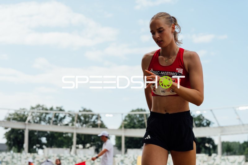 Athletin (#543) Seidel Clara beim DSC-Meeting in Dresden
