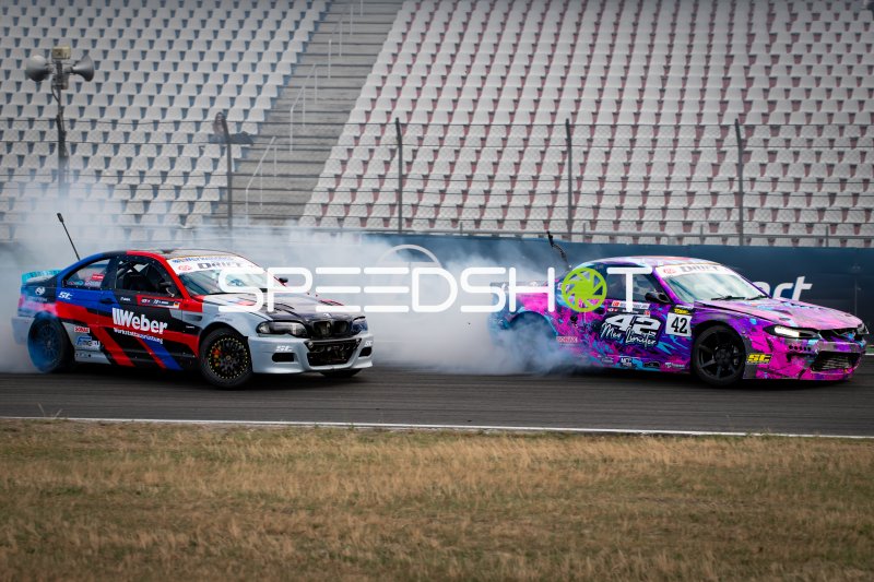 Tandem-Drift: Weber Werke BMW E46 und Mevlüt Erbay Nissan S200sx #42 im Duell