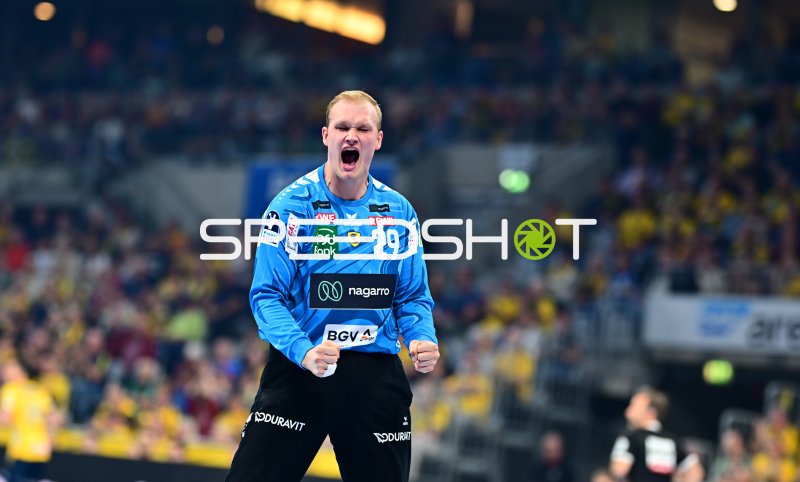 David Späth (#29; Rhein Neckar Löwen) jubelt emotional