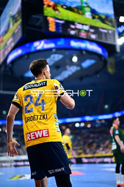 Patrick Groetzki (#24; Rhein Neckar Löwen) im Spielgeschehen