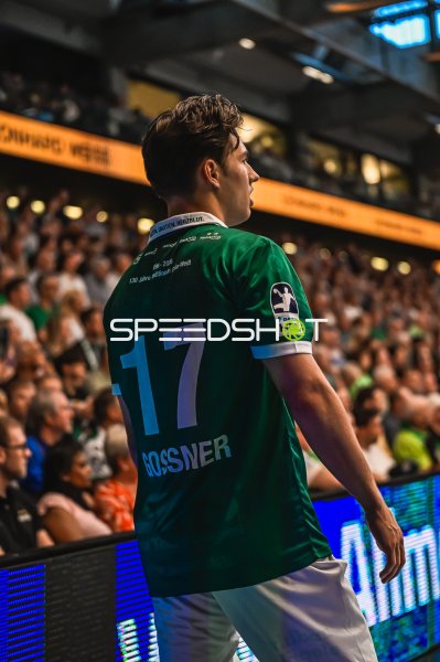 Gossner (#17; Frisch Auf! Göppingen) in der EWS Arena
