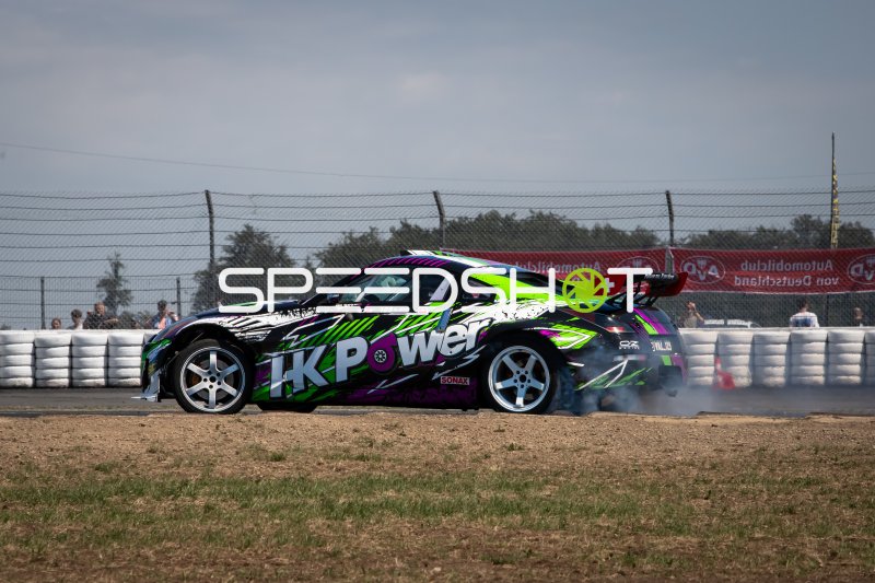 Nissan 350Z #128 von Quentin Zemp beim Drift am Nürburgring