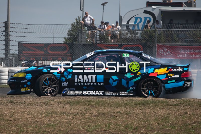 Nissan S13 #76 von A. Wischnewski (IAMT Engineering) driftet am Nürburgring