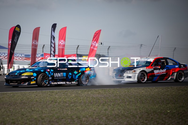 Drift-Zweikampf auf dem Nürburgring: BMW E46 gegen Nissan S13 in voller Aktion