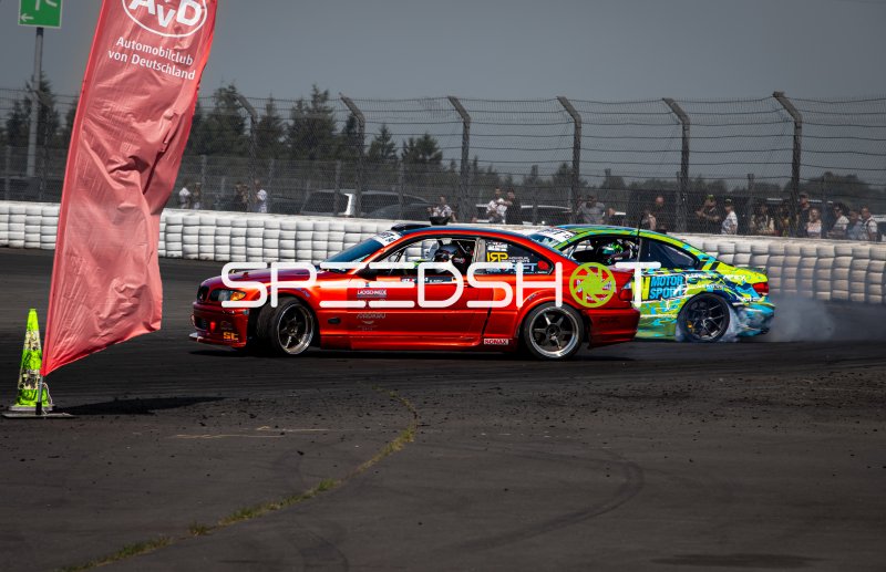 Drift-Zweikampf: BMW E36 gegen Ford Mustang am Nürburgring