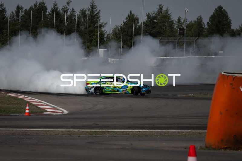 Oliver Walton mit seinem BMW E92