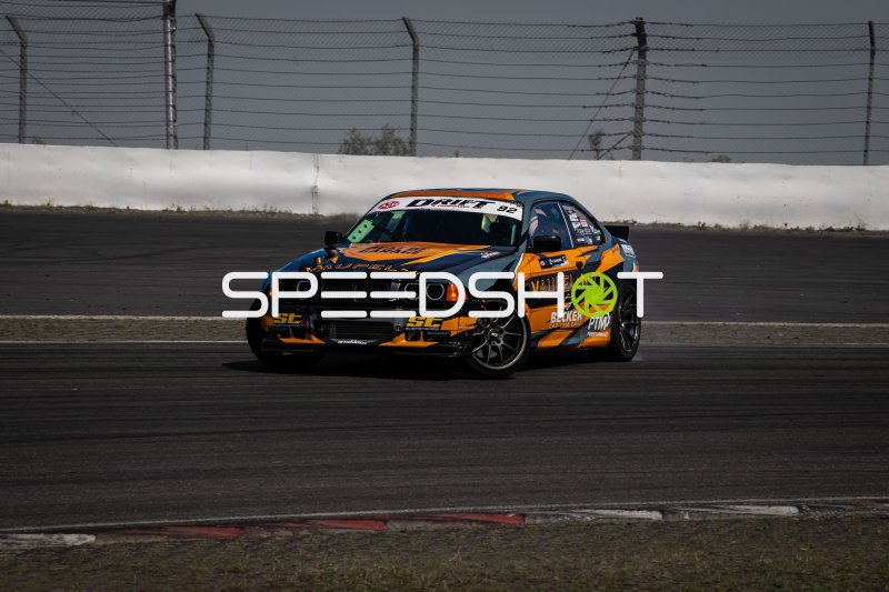 BMW E36 #92 von Fabien Schneider (Beat of Garage) beim Driften am Nürburgring