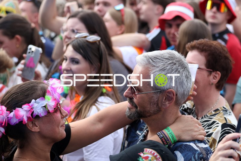 Ausgelassene Festivalstimmung beim Malle-Schlager-Festival in Rietberg