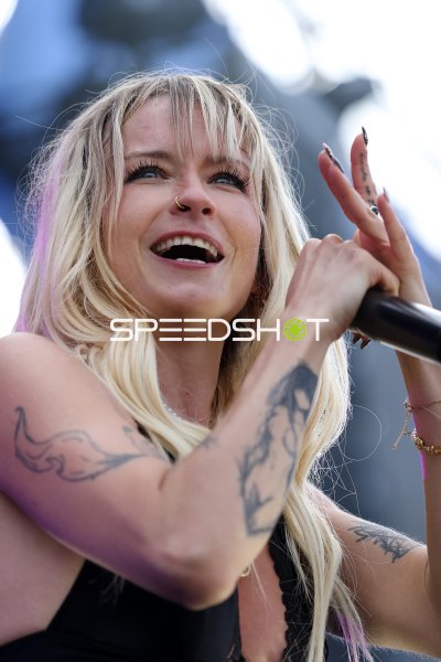 Mia Julia beim MALLE Festival Rietberg