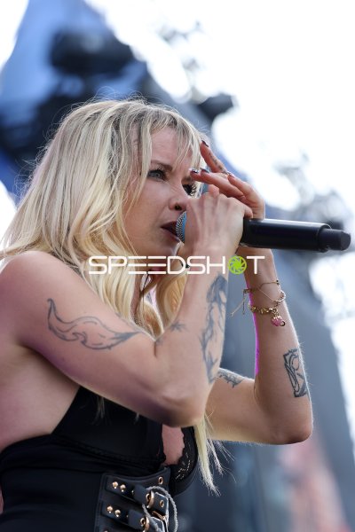 Mia Julia beim MALLE Festival Rietberg