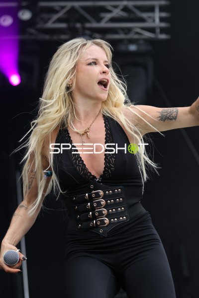 Mia Julia beim MALLE Festival Rietberg