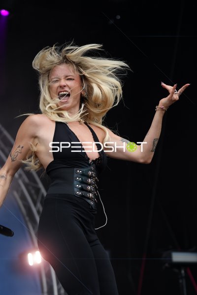Mia Julia beim MALLE Festival Rietberg