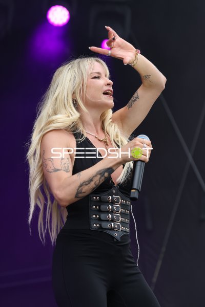 Mia Julia beim MALLE Festival Rietberg