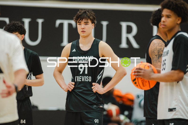 Kenichiro Benedict (#91; Team World) beim Eurocamp Treviso