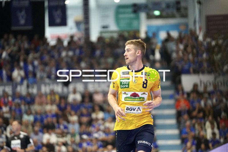 Tim Nothdurft (#8; Rhein Neckar Löwen) im Spiel in der SCHWALBE arena