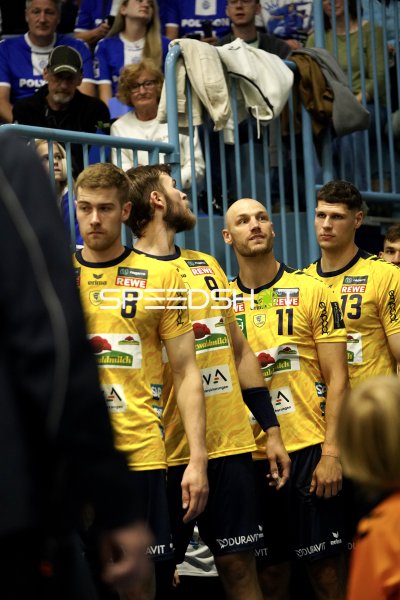 Tim Nothdurft, Lukas Sandell und Sebastian Heymann (Rhein Neckar Löwen) in der SCHWALBE arena