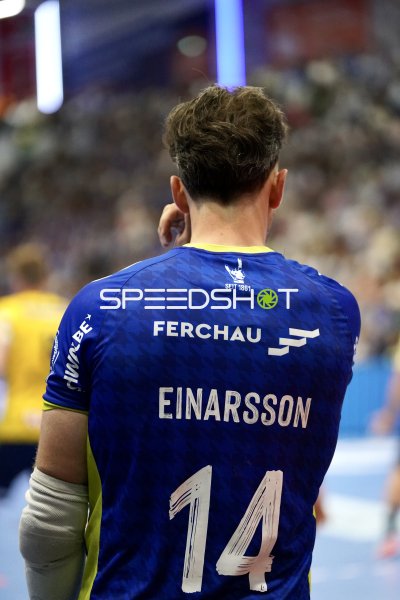 Teitur Einarsson (#14; VfL Gummersbach) von hinten in der SCHWALBE arena