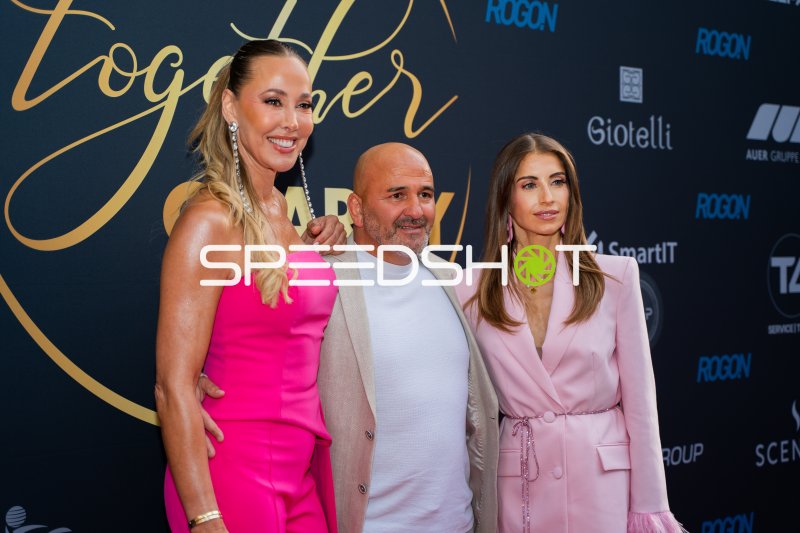 Sylvia Walker, Cathy Fischer und Serdar Topcu beim All-Together