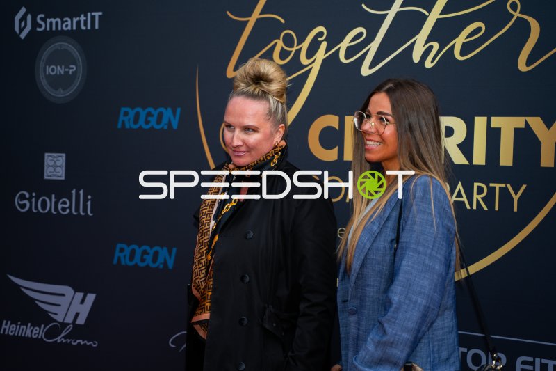 Joanna Masseli und Agnes Jacobi beim All-Together