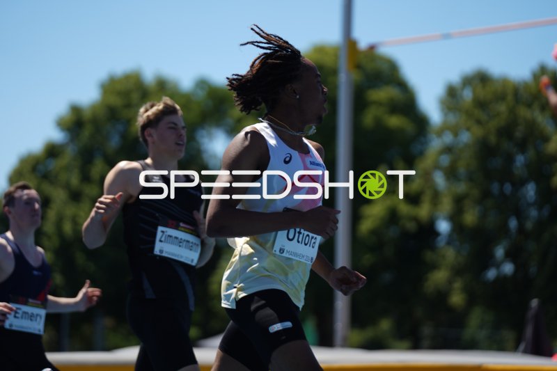 Bright Otiora und Elia Zimmermann im Sprint beim Leichtathletik-Meeting Mannheim