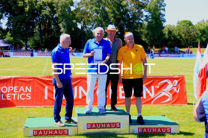 Siegerehrung auf dem Podium beim Leichtathletik-Meeting in Mannheim