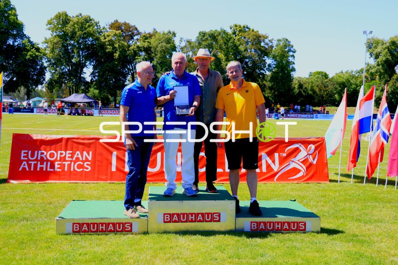 Siegerehrung mit Auszeichnung beim European Athletics Meeting in Mannheim