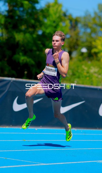 Leendert Koekemoer (#357) beim Sprint im Michael-Hoffmann-Stadion Mannheim