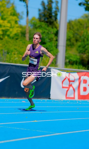 Leendert Koekemoer (#357) beim Lauf im Michael-Hoffmann-Stadion Mannheim