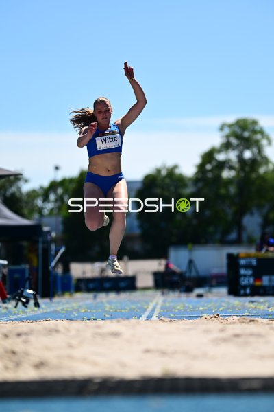 Maja Witte beim Dreisprung im Michael-Hoffmann-Stadion Mannheim
