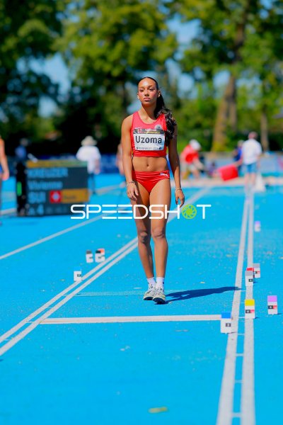 Emily Uzoma auf der Tartanbahn beim Leichtathletik-Meeting in Mannheim