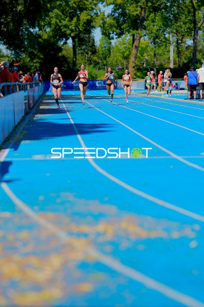 Amelie Kofler (#368) im 400m-Lauf im Michael-Hoffmann-Stadion Mannheim