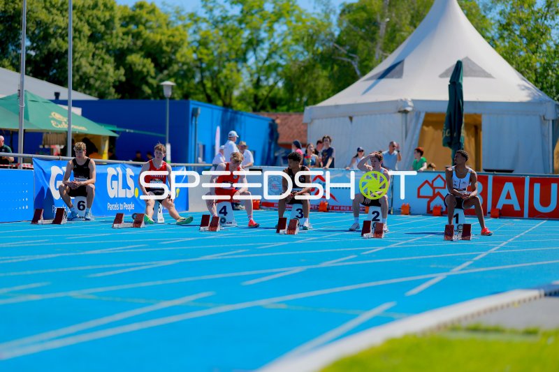 Startaufstellung im Sprint beim Leichtathletik-Meeting in Mannheim
