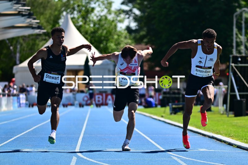 Tyrese Stewart, Robin Quenoi und Levi Normann-Afanou im Sprintfinale in Mannheim