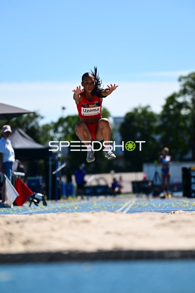 Emily Uzoma (#91) beim Dreisprung im Michael-Hoffmann-Stadion Mannheim