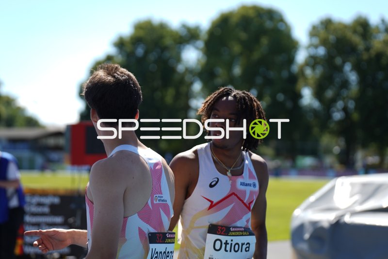 Bright Otiora im Gespräch bei der 32. Junioren-Gala in Mannheim