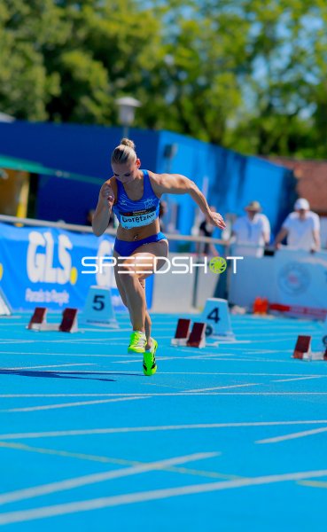 Emma Goretzka (#23) beim Sprint im Michael-Hoffmann-Stadion Mannheim